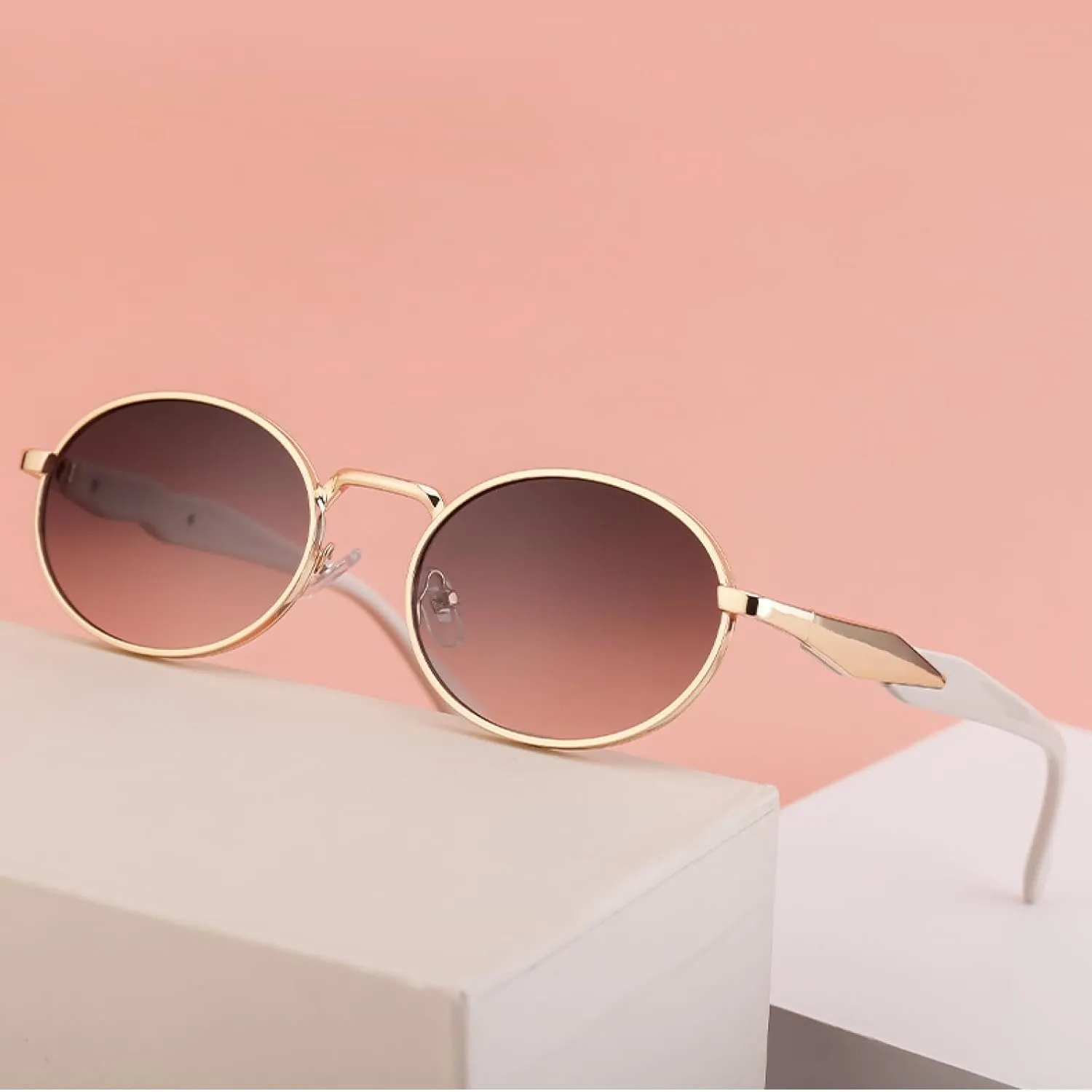 Oval Metal Frame Sunglasses for Women Men Fashion Small Round Punk Vintage Uv400